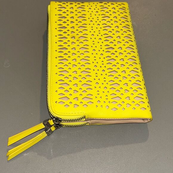 STELLA & DOT Perforated Yellow Clutch Handbag - Picture 5 of 7